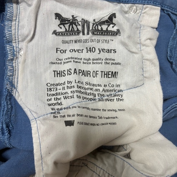 Levi's Men's Light Blue Straight Jeans - Picture 5 of 7